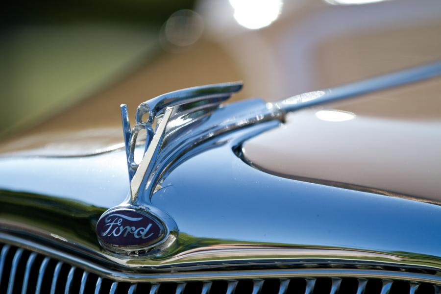  Ford DeLuxe 3-Window Coupe 1935 года  (фото 20 из 50)